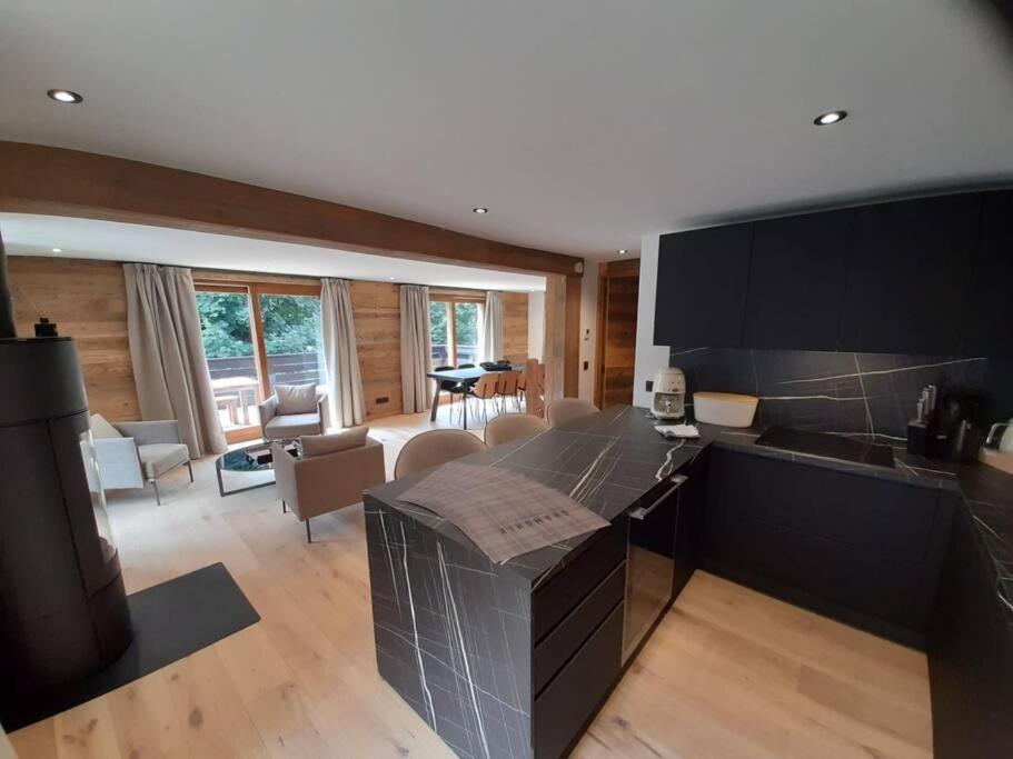 Henriette By Brennus Chalet Chamonix Mont Blanc